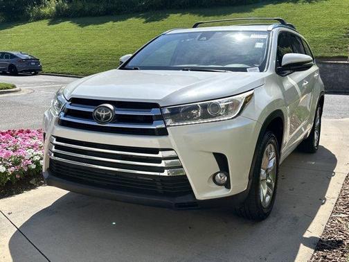 2017 Toyota Highlander Limited