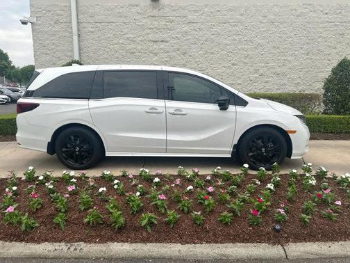 2024 Honda Odyssey Sport