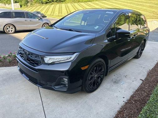 Crystal Black Pearl 2026 Honda Odyssey EX-L