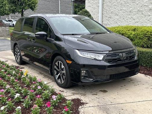 Crystal Black Pearl 2026 Honda Odyssey EX-L
