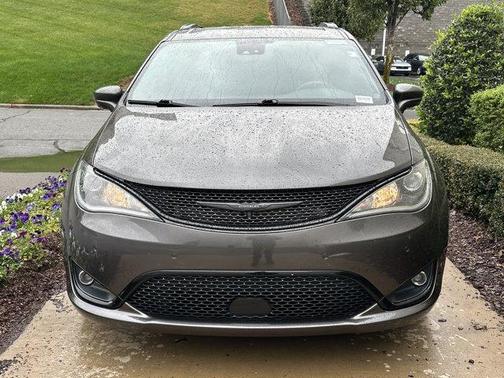 2020 Chrysler Pacifica Launch Edition