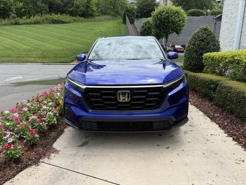 Still Night Pearl 2023 Honda CR-V LX