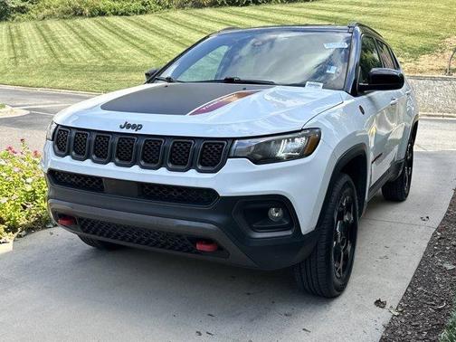 2023 Jeep Compass Trailhawk