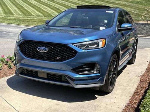 Performance Blue 2020 Ford Edge ST