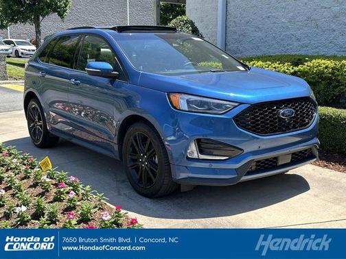 Performance Blue 2020 Ford Edge ST