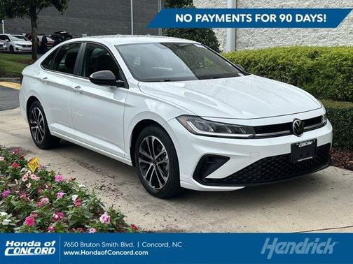 Pure White 2025 Volkswagen Jetta 1.5T Sport