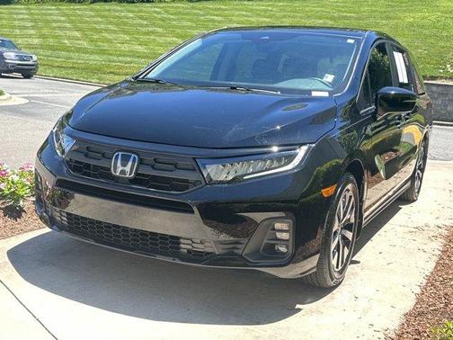 Crystal Black Pearl 2026 Honda Odyssey EX-L