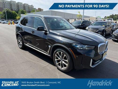 Black Sapphire Metallic 2025 BMW X5 PHEV xDrive50e