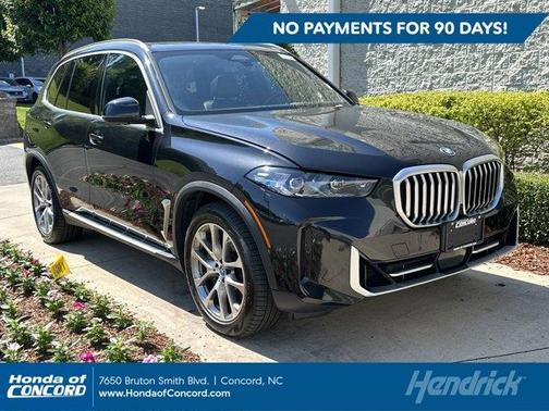 Black Sapphire Metallic 2025 BMW X5 PHEV xDrive50e
