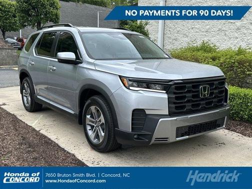 Solar Silver Metallic 2026 Honda Pilot EX-L