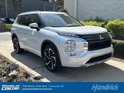 2023 Mitsubishi Outlander SEL