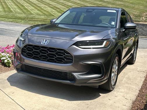 Modern Steel Metallic 2024 Honda HR-V LX
