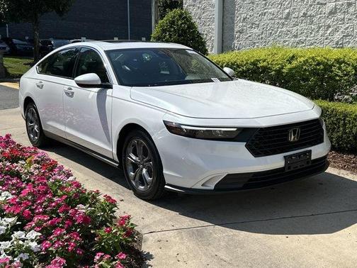 Platinum White Pearl 2024 Honda Accord EX
