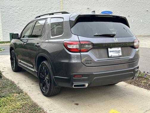 2025 Honda Pilot Black Edition