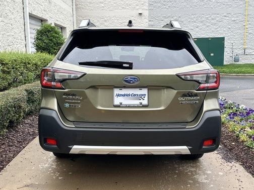 2025 Subaru Outback Touring XT