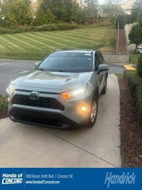 2021 Toyota RAV4 XLE
