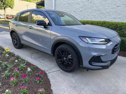 Urban Gray Pearl 2026 Honda HR-V Sport