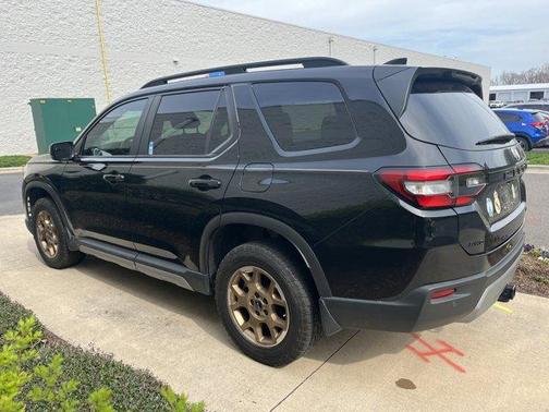 2024 Honda Pilot TrailSport
