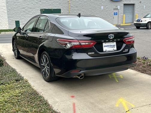 2023 Toyota Camry Hybrid XLE