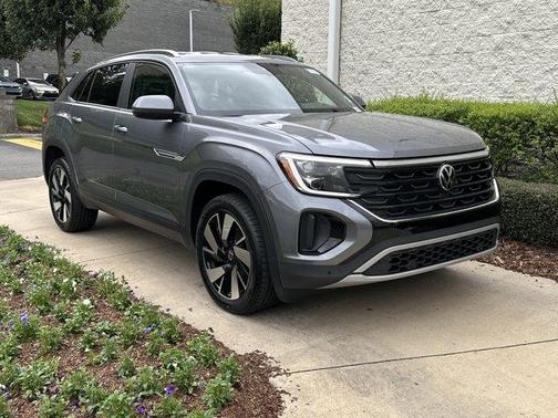 2024 Volkswagen Atlas Cross Sport 2.0T SE w/Technology