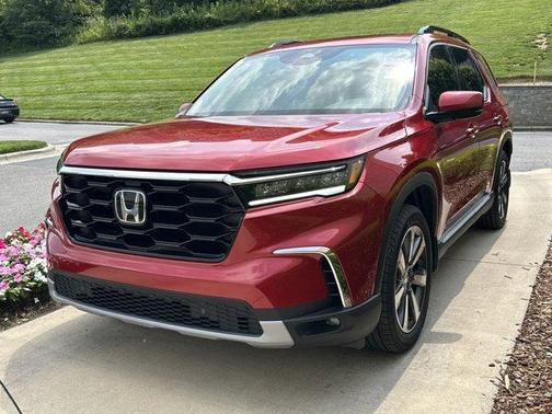 2024 Honda Pilot Touring