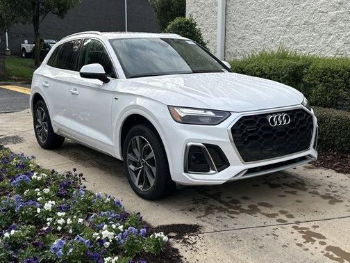 2024 Audi Q5 45 S line quattro Premium