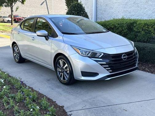 2023 Nissan Versa 1.6 SV