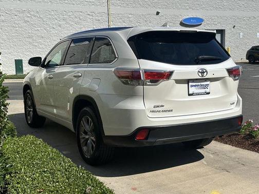 Blizzard Pearl 2014 Toyota Highlander XLE