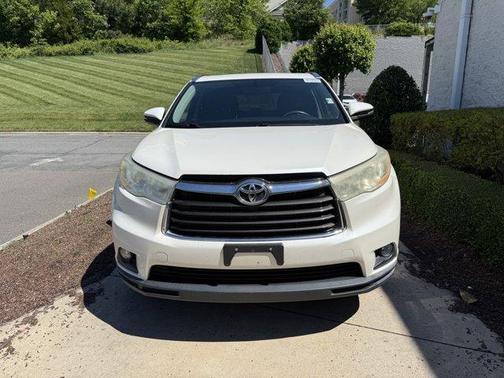 Blizzard Pearl 2014 Toyota Highlander XLE