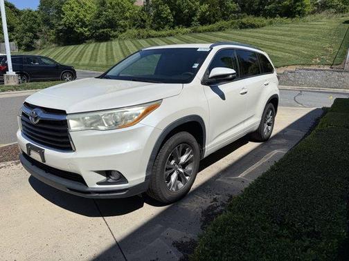Blizzard Pearl 2014 Toyota Highlander XLE