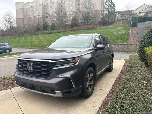 2023 Honda Pilot EX-L 8-Passenger