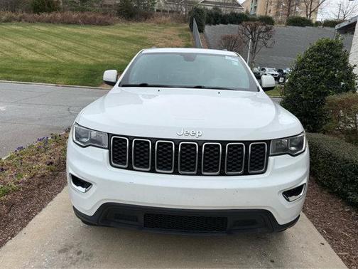 2018 Jeep Grand Cherokee Laredo E