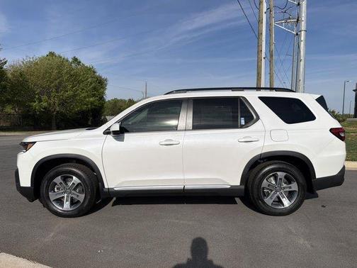 Platinum White Pearl 2026 Honda Pilot EX-L