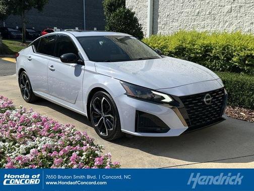 2023 Nissan Altima 2.5 SR