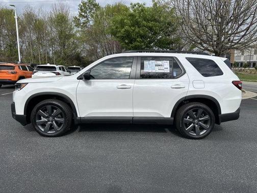 Platinum White Pearl 2026 Honda Pilot Sport
