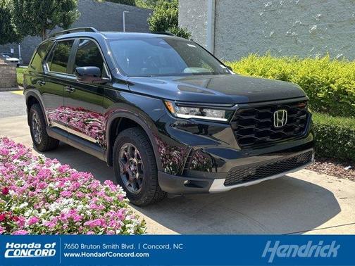 2025 Honda Pilot TrailSport