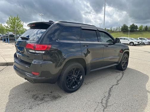 Diamond Black Crystal Pearlcoat 2021 Jeep Grand Cherokee Limited X