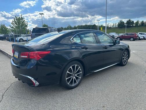 Crystal Black Pearl 2018 Acura TLX Technology