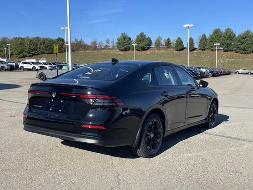 2025 Honda Accord Sport SE 1.5T