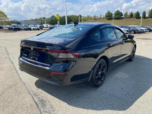 2025 Honda Accord Sport SE 1.5T