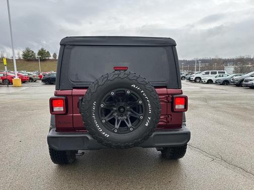 2022 Jeep Wrangler Unlimited Sport