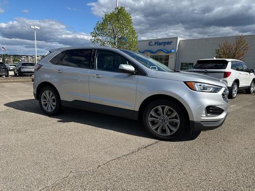 2019 Ford Edge Titanium