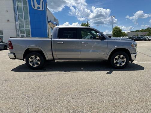 Billet Silver Metallic Clearcoat 2019 RAM 1500 Laramie