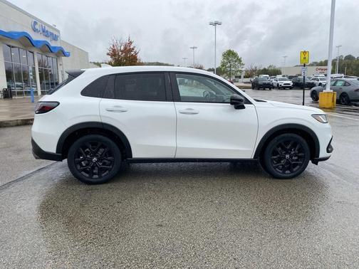 2023 Honda HR-V AWD Sport