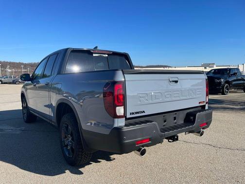 Sonic Gray Pearl 2026 Honda Ridgeline TrailSport