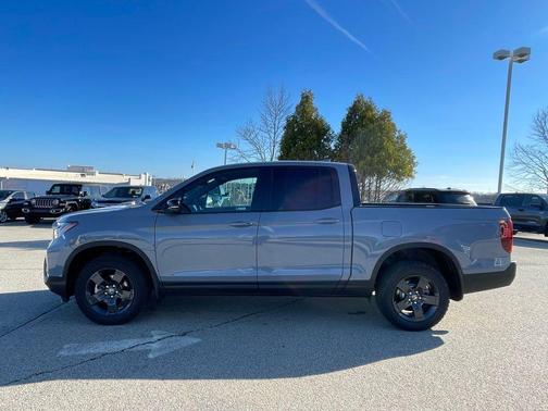 Sonic Gray Pearl 2026 Honda Ridgeline TrailSport
