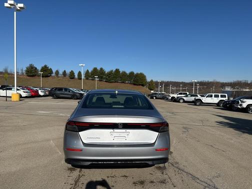 2023 Honda Accord LX 1.5T