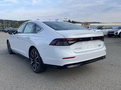 2025 Honda Accord Hybrid Touring
