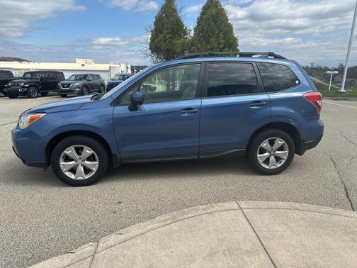 Quartz Blue Pearl 2016 Subaru Forester 2.5i Premium