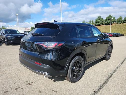 2026 Honda HR-V AWD Sport